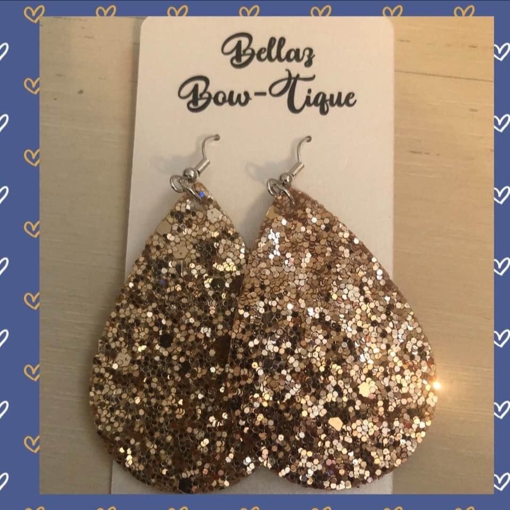 Tear Drop Glitter Earrings